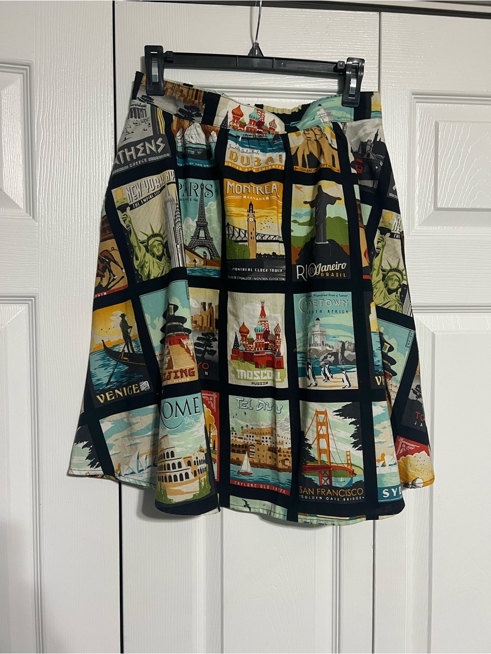 Global Travel-Print A-Line Skirt size Medium